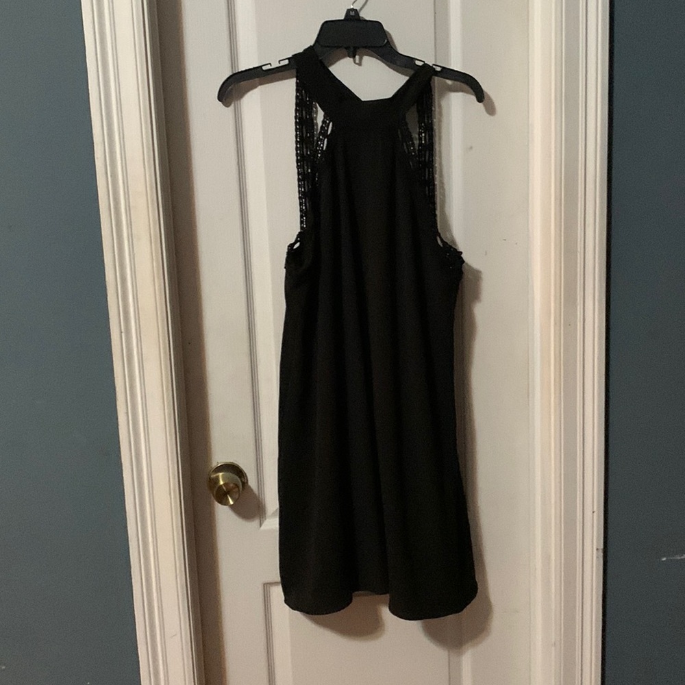 Dress - Picture 1 of 4